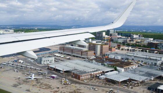 Was Reisende über Anreise, Parken & Co. über deutsche Flughäfen wissen sollten
