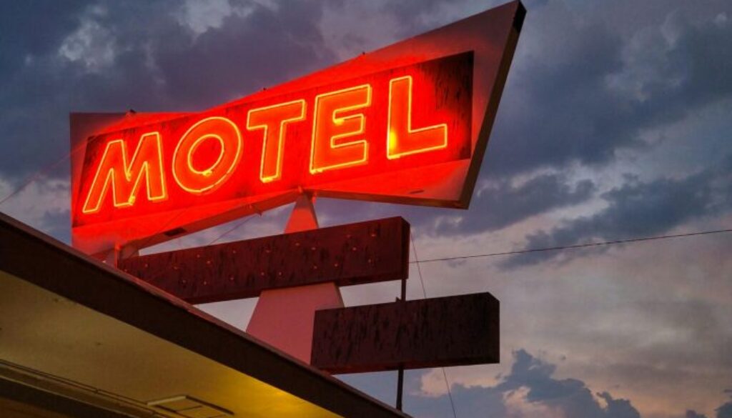Was ist der Unterschied zwischen einem Motel und einem Hotel?
